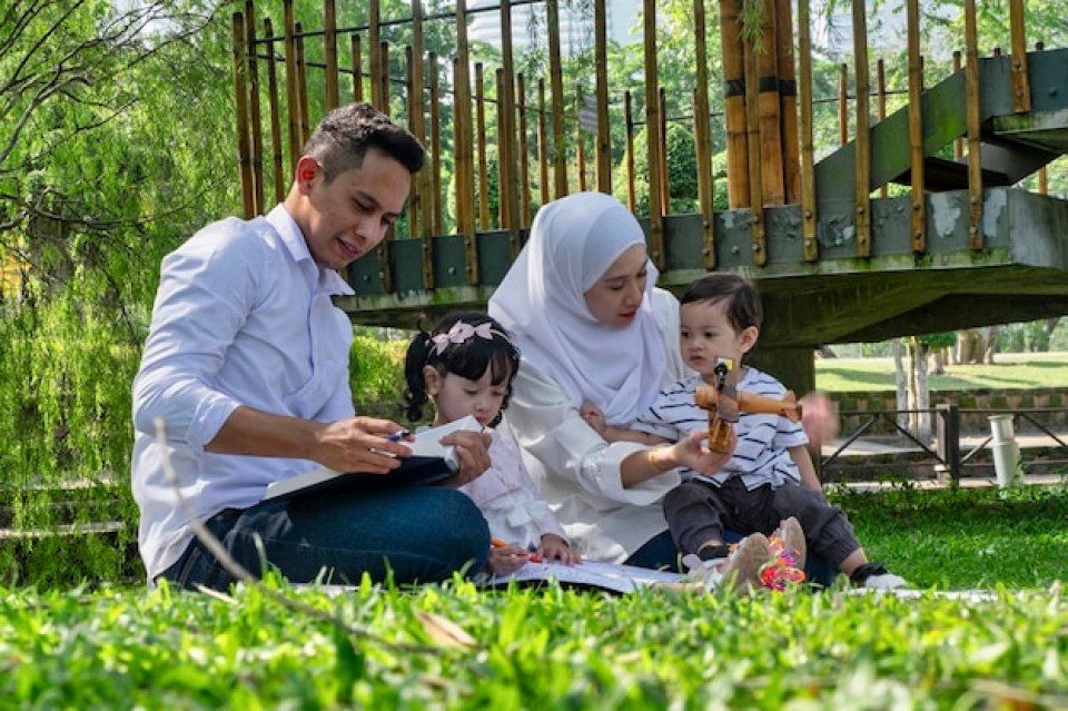 Luangkan Waktu untuk Anakmu: Bukan Sisa Waktu, Tapi Investasi Cinta