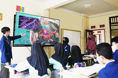 Mendidik Generasi Penerus Islam Berkarakter Unggul dengan Kualitas Pendidikan Internasional