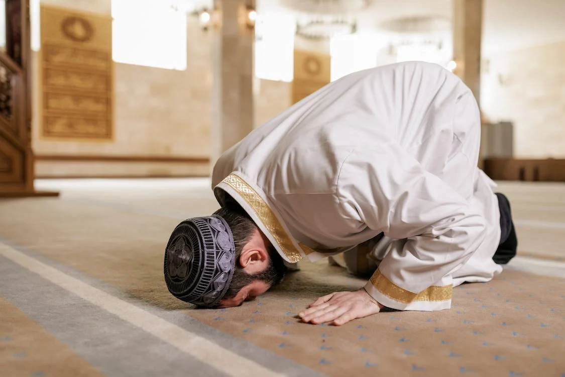 TERNYATA HIDUPKU  CERMINAN DARI  SHOLATKU